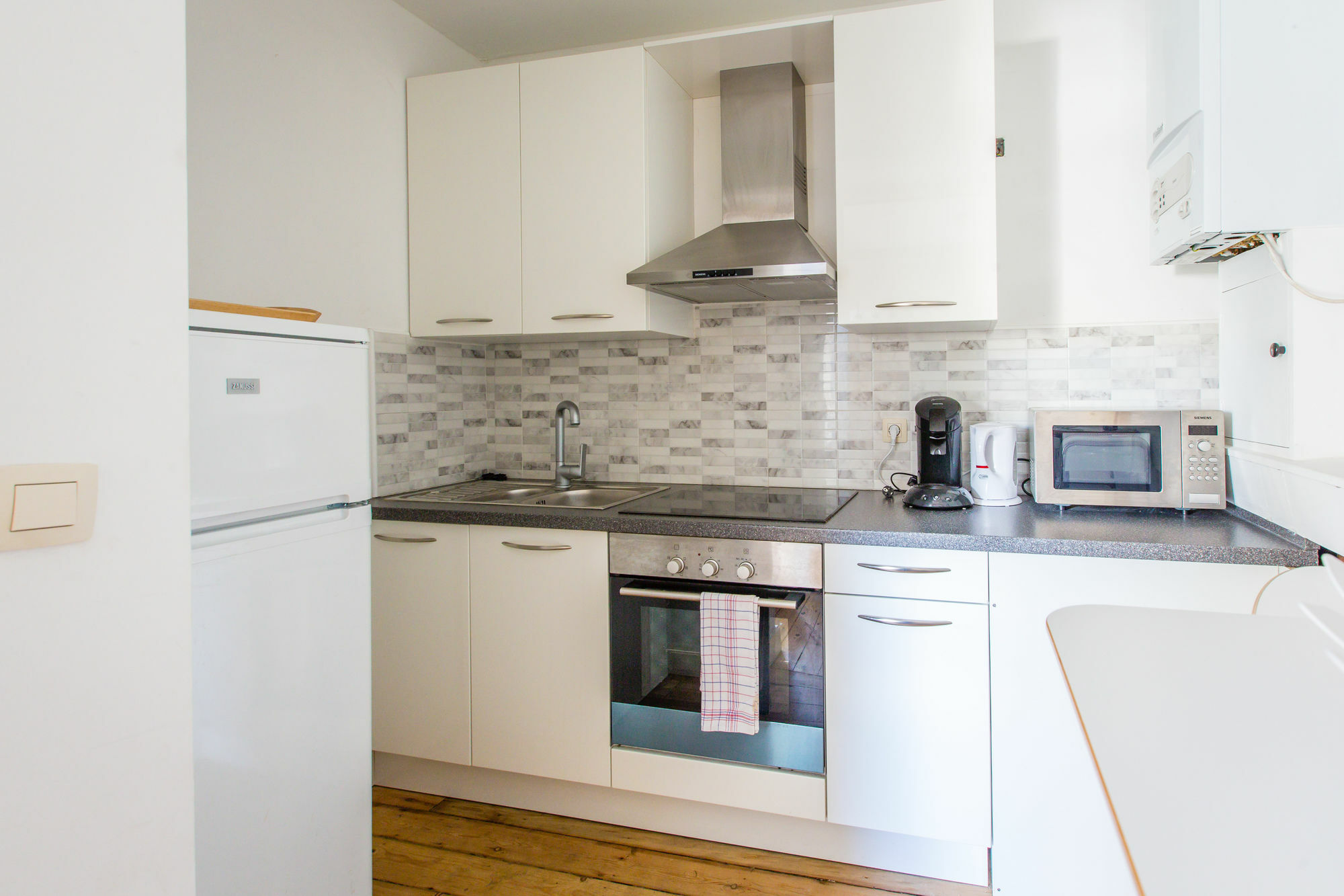 Urban Suites Brussels Eu Екстериор снимка